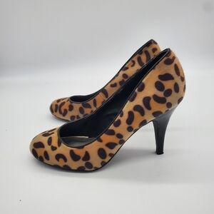 Fergalicious Utopia Leopard Print Faux Fur Pumps Women’s Size 7M Shoes